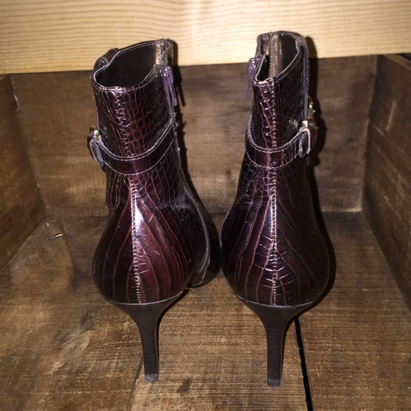 Ann Taylor Ankle Boots Dark Brown Size 9 - Picture 5 of 8